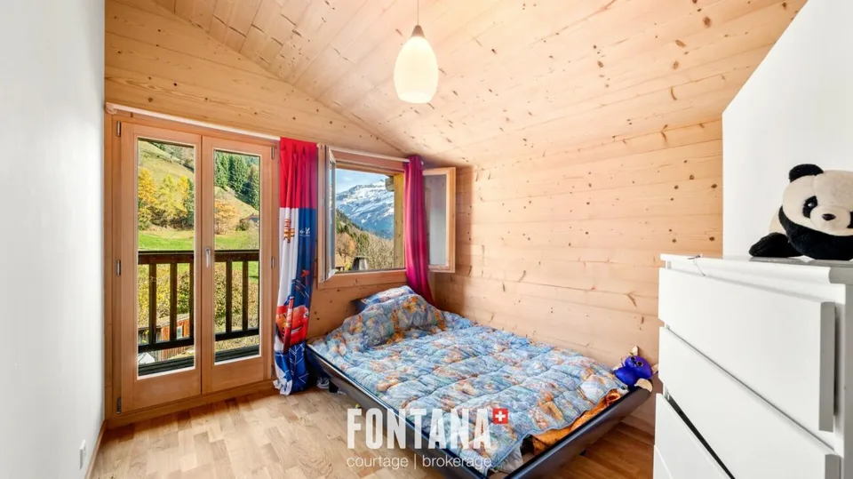 Chalet attiguo di 6 locali con suite principale