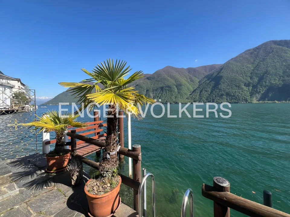 Romantique mansarde avec vue sur le lac et parking – photo 11 sur 11