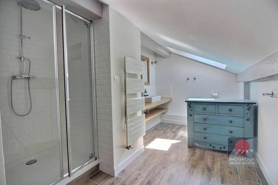 Casa di 5 locali con piscina e tecnologia a energia positiva a Chens-sur-Léman – foto 7 di 9