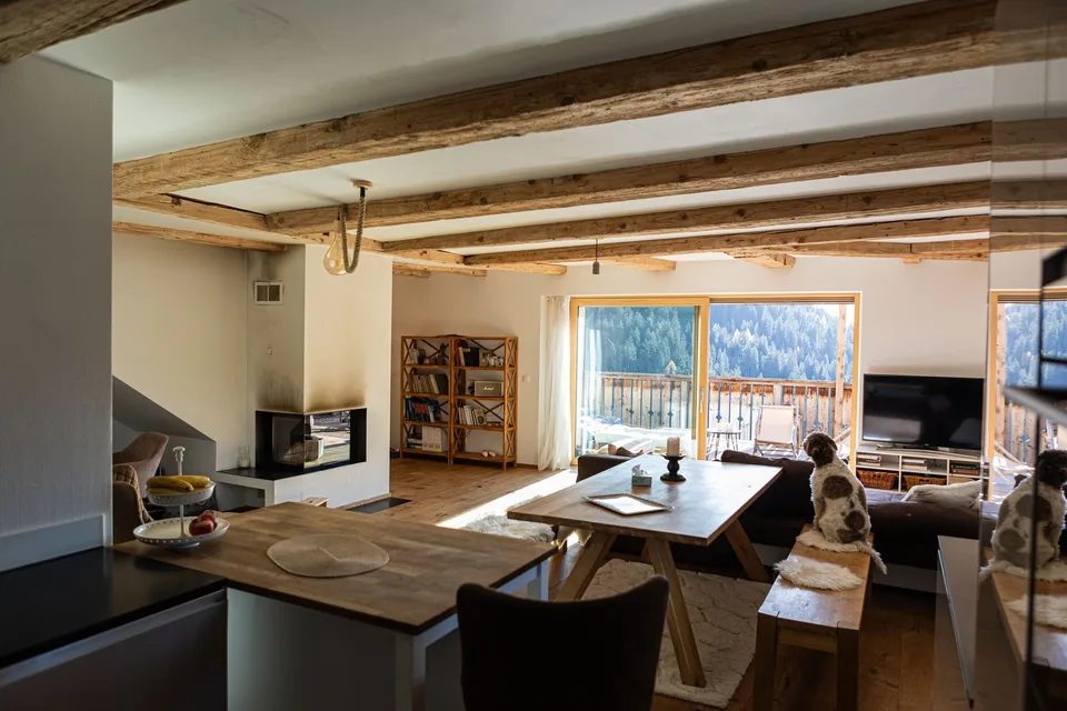 Appartement-maisonnette de 5,5 pièces sous les toits avec vue panoramique – photo 7 sur 20