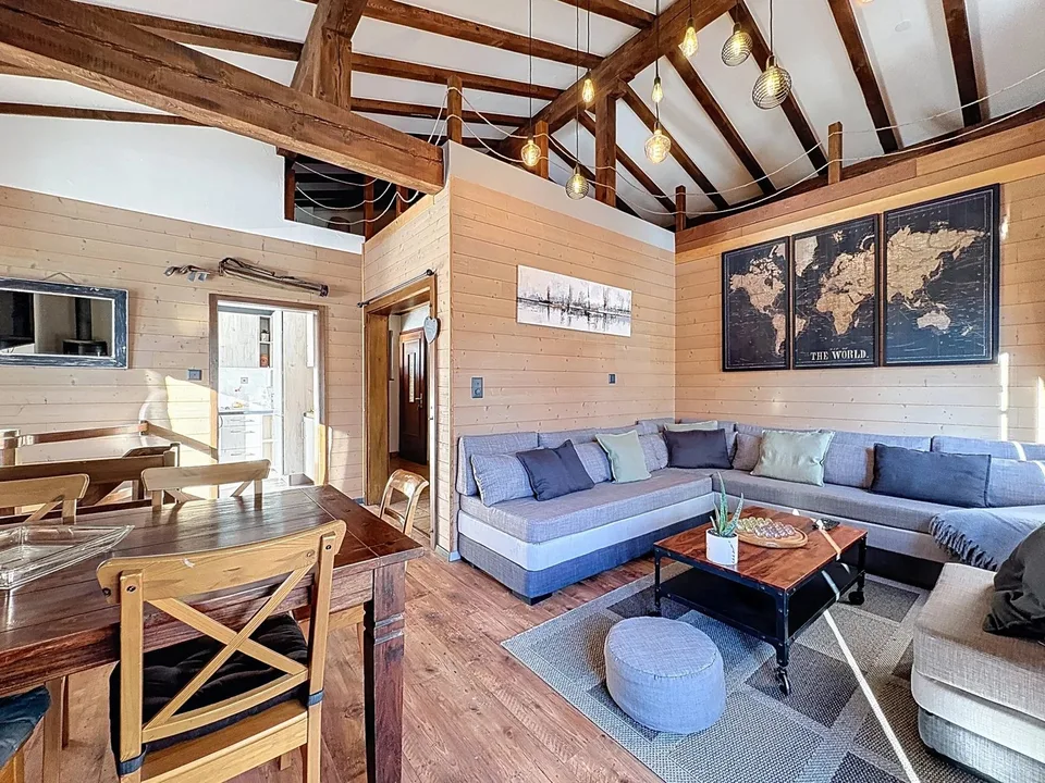 Chalet di 7 locali con accesso diretto alle piste nel cuore delle 4 Valli
