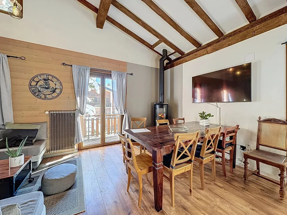 Chalet di 7 locali con accesso diretto alle piste nel cuore delle 4 Valli