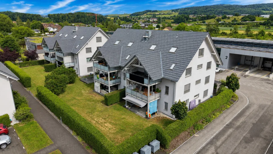 168 m² Wohntraum mit beeindruckender Galerie - Exklusive 5.5-Zimmer-Maisonette nahe der Aare
