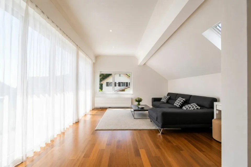 Luxuriöses Wohnen direkt am Rhein - exklusives 6.5-Zimmer-Einfamilienhaus mit traumhafter Aussicht – Foto 29 von 36