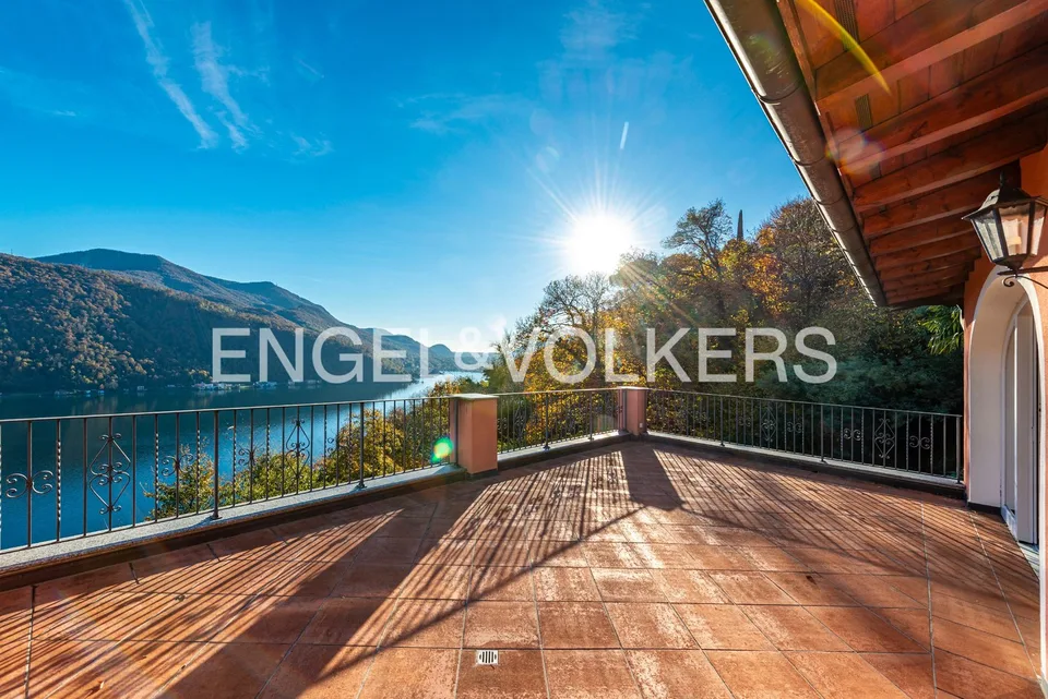 Eleganza mediterranea con vista lago – foto 10 di 13