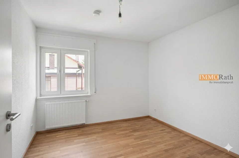 IMMORath.de - Bright 6-room apartment with balcony and terrace – photo 6 of 13