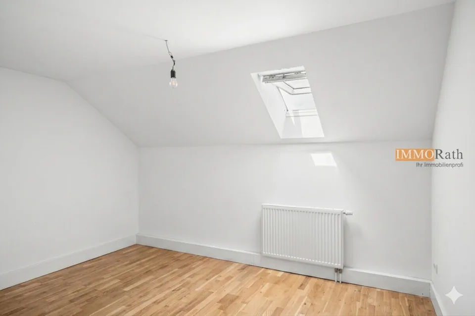 IMMORath.de - Bright 6-room apartment with balcony and terrace – photo 10 of 13
