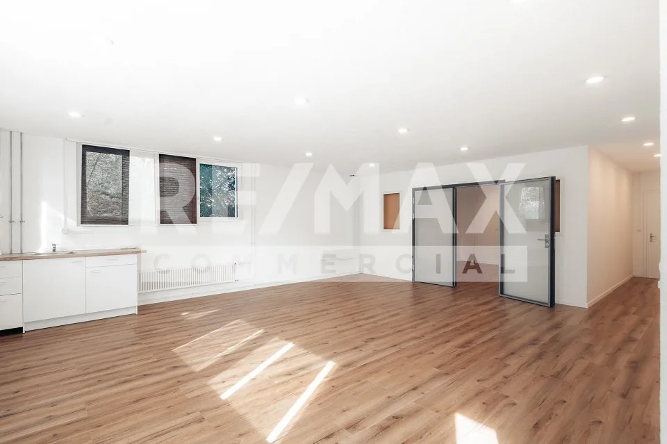 Acquista invece di affittare - spazio commerciale di 70m² NF - ristrutturato e disponibile immediatamente
