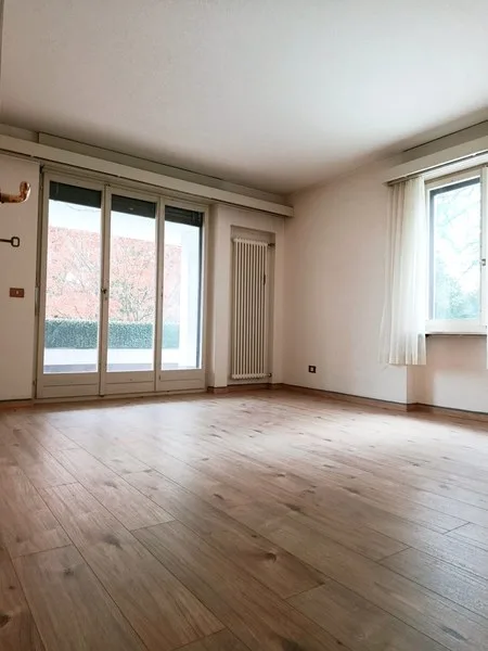 Geräumige 4.5-Zimmer-Wohnung in ruhiger Lage – Foto 6 von 8