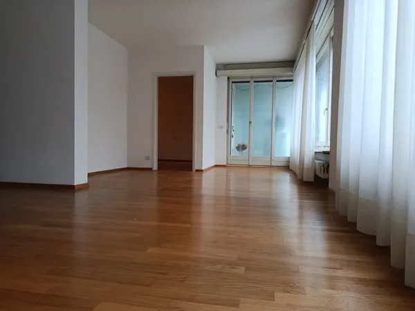 Geräumige 4.5-Zimmer-Wohnung in ruhiger Lage
