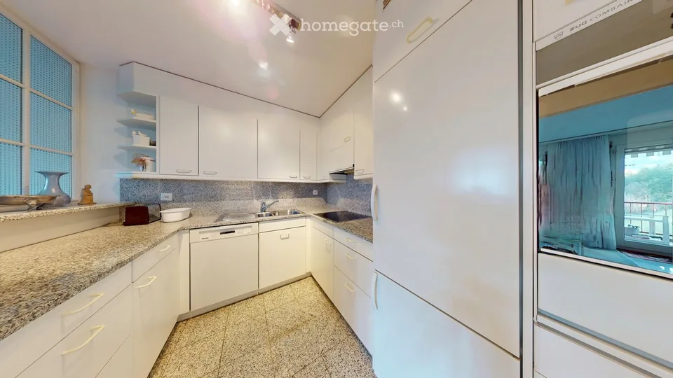 Charmante 2.5-Zimmer-Wohnung mit Panoramablick in Luzern