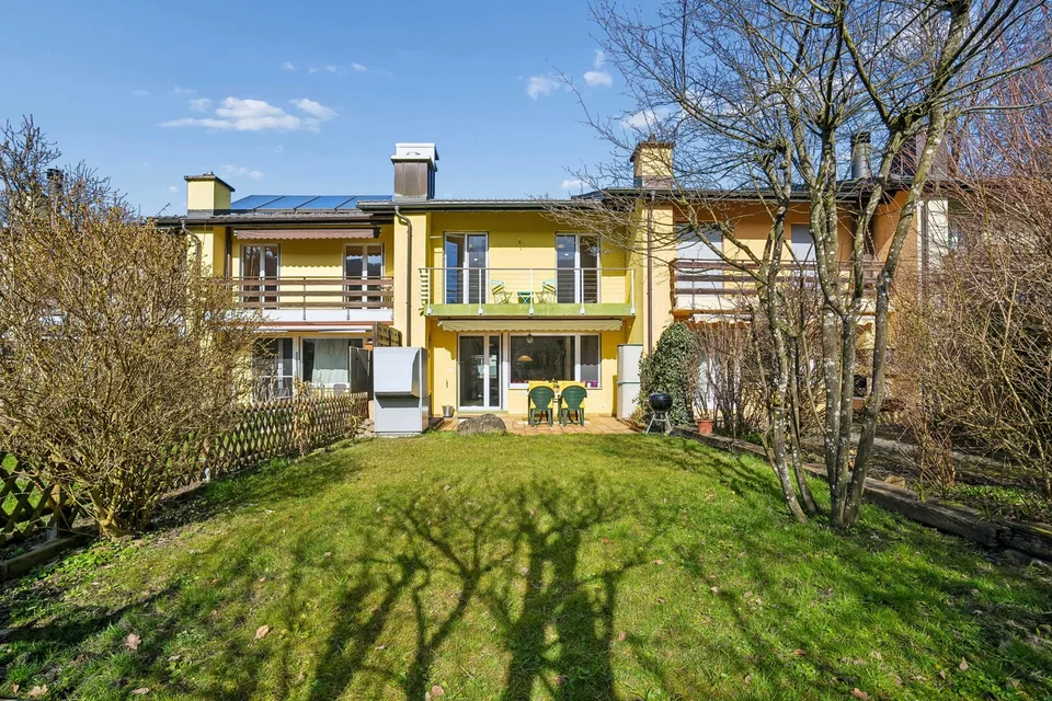 Maison de rang entretenu avec jardin à Wilen bei Wollerau