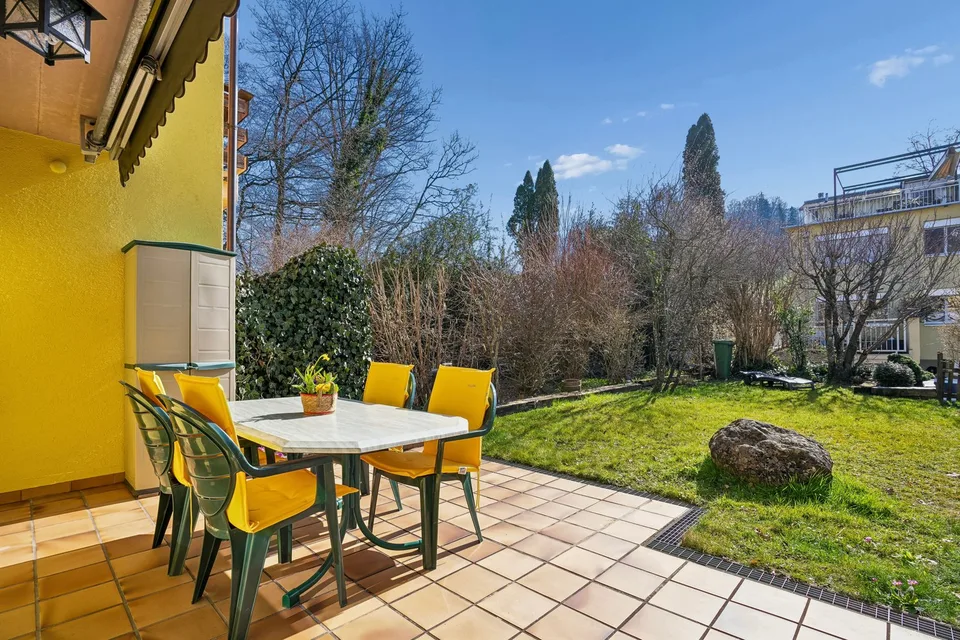 Maison de rang entretenu avec jardin à Wilen bei Wollerau