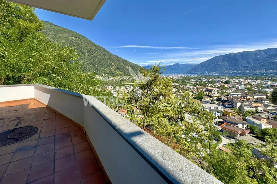Losone: Wunderschöne, zu renovierende Villa im Grünen zu verkaufen – Foto 7 von 10