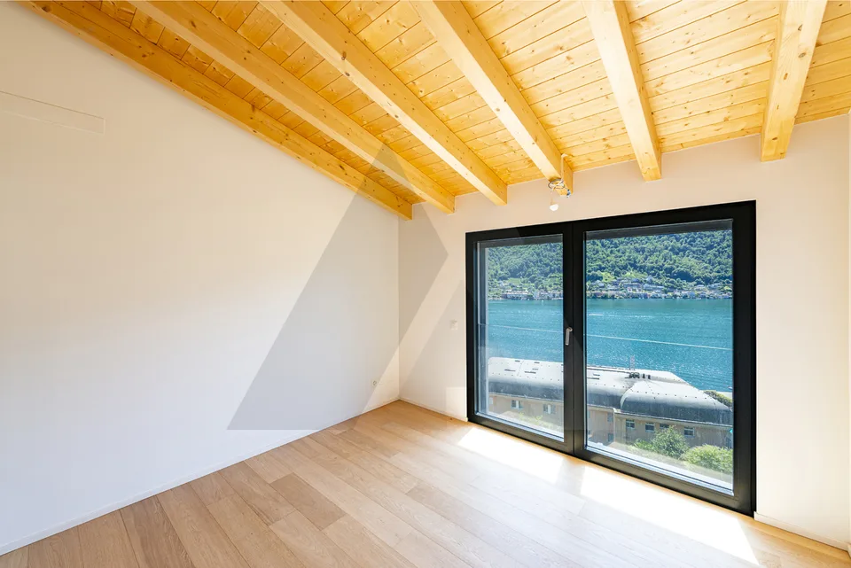 VILLA DI PRESTIGIO CON SPLENDIDA VISTA LAGO – Foto 24 von 26