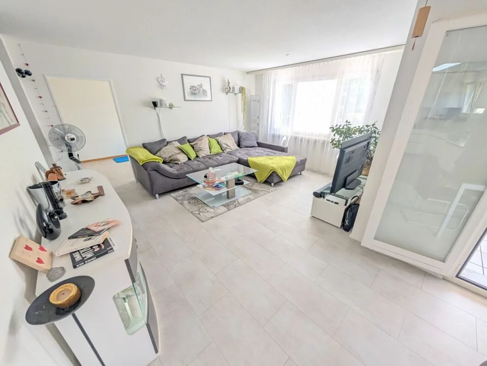 Appartement de 4,5 pièces modernisé dans un lieu familial