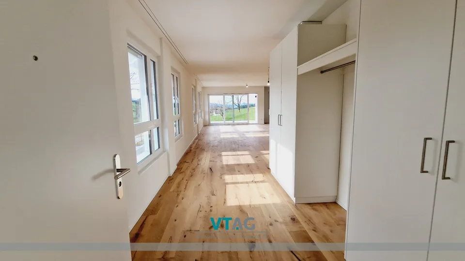 Luxury and Nature United: Exclusive 5.5 Room Oasis in Speicher
