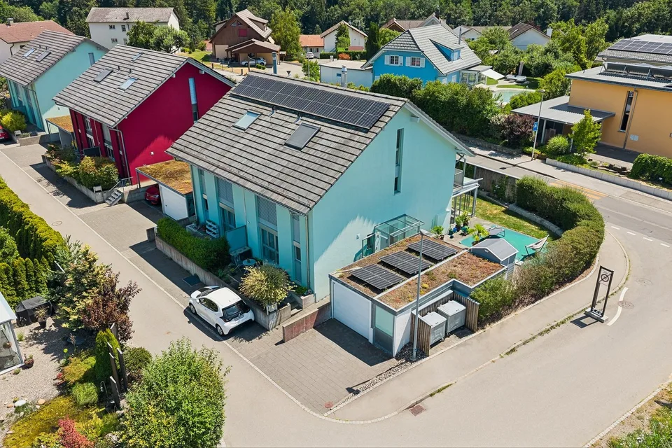 Attraktive Liegenschaft an zentraler Lage in Wünnewil