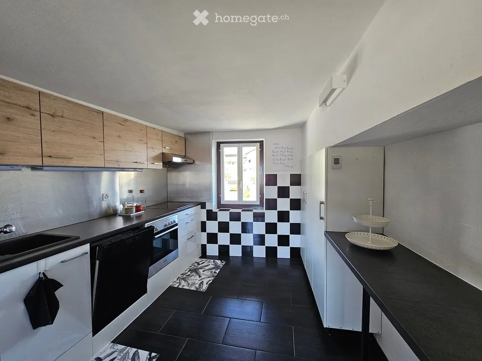 Haus im Dorfstil mit unabhängigem Studio im Herzen von Nax Mont-Noble