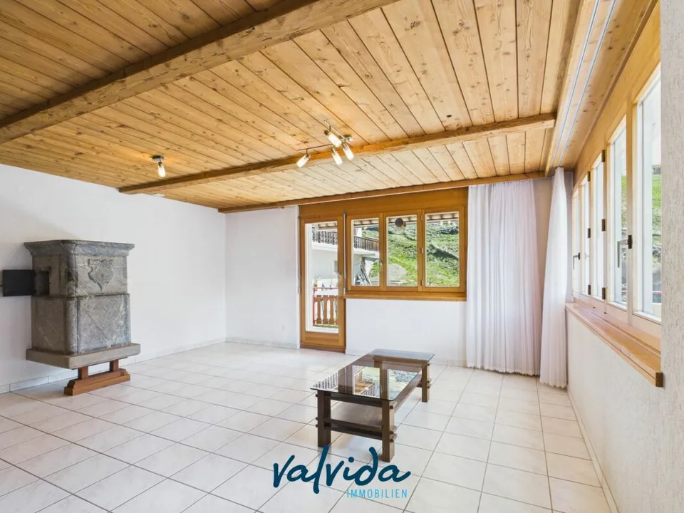 Family-friendly two-family house with development potential in Staldenried