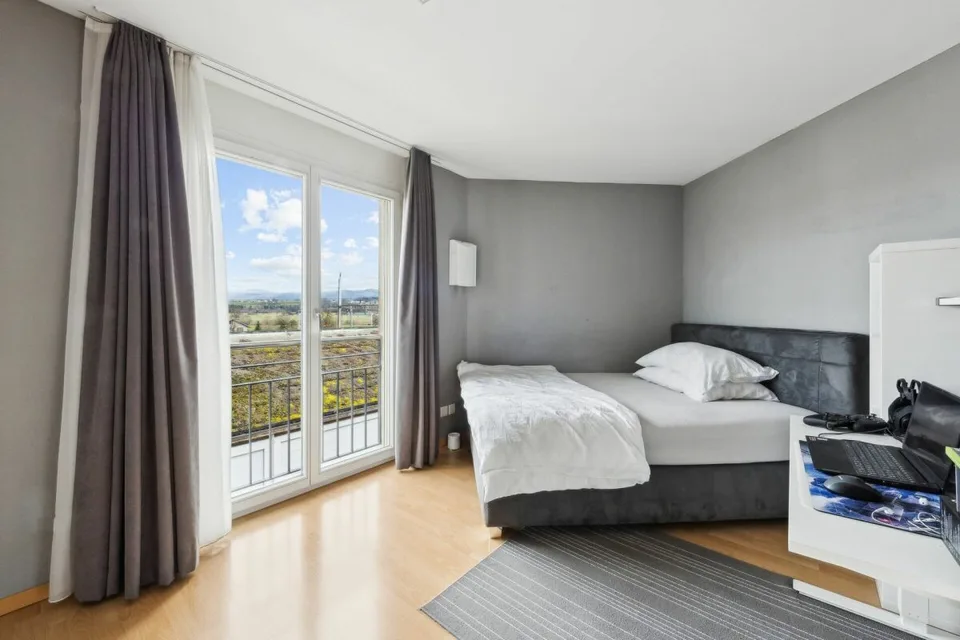 Well-maintained 4.5 room apartment – photo 8 of 10