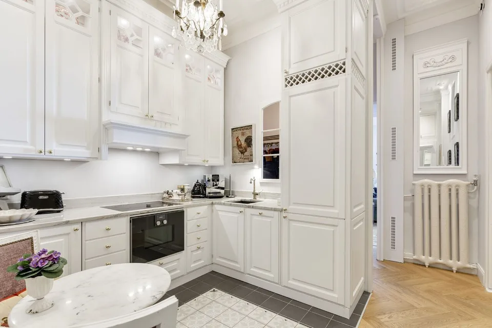 Appartement de style dans un immeuble Belle-Epoque