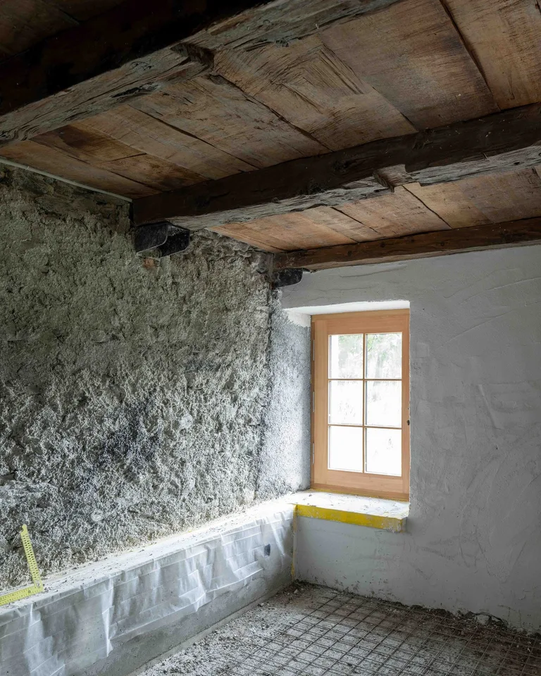 Affascinante appartamento duplex di 2,5 locali in un edificio storico a Stalden VS – foto 12 di 12