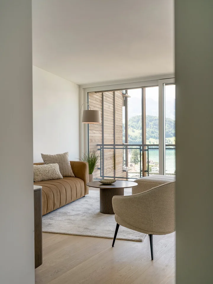 Esclusivo appartamento maisonette di 4,5 locali a Vitznau – vivere con vista sul lago