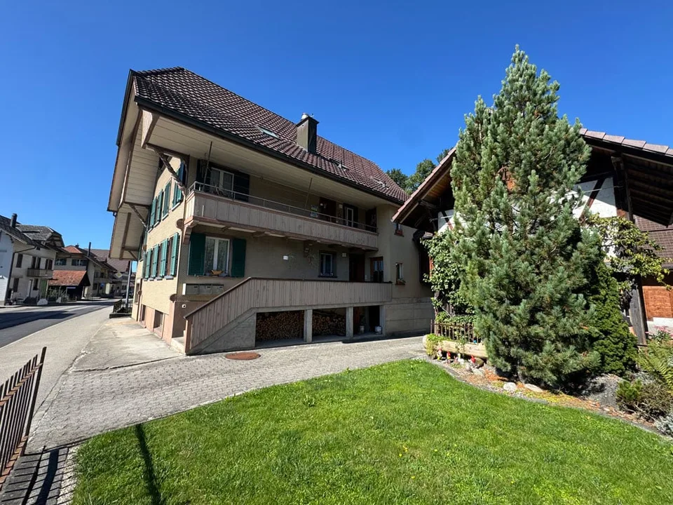 Spacious - versatile opportunities - 3 family house in Bärau – photo 16 of 21