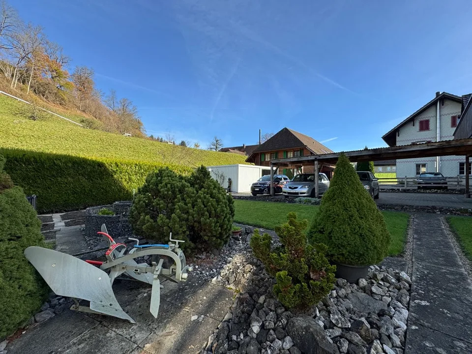 Spacious - versatile opportunities - 3 family house in Bärau – photo 17 of 21