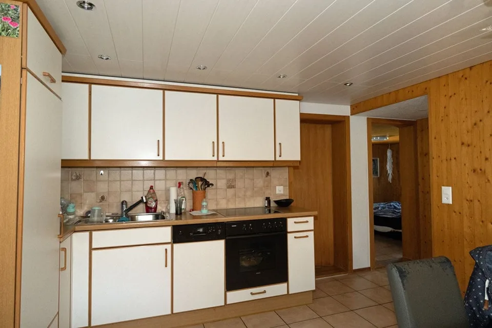 Spacious - versatile opportunities - 3 family house in Bärau – photo 8 of 21