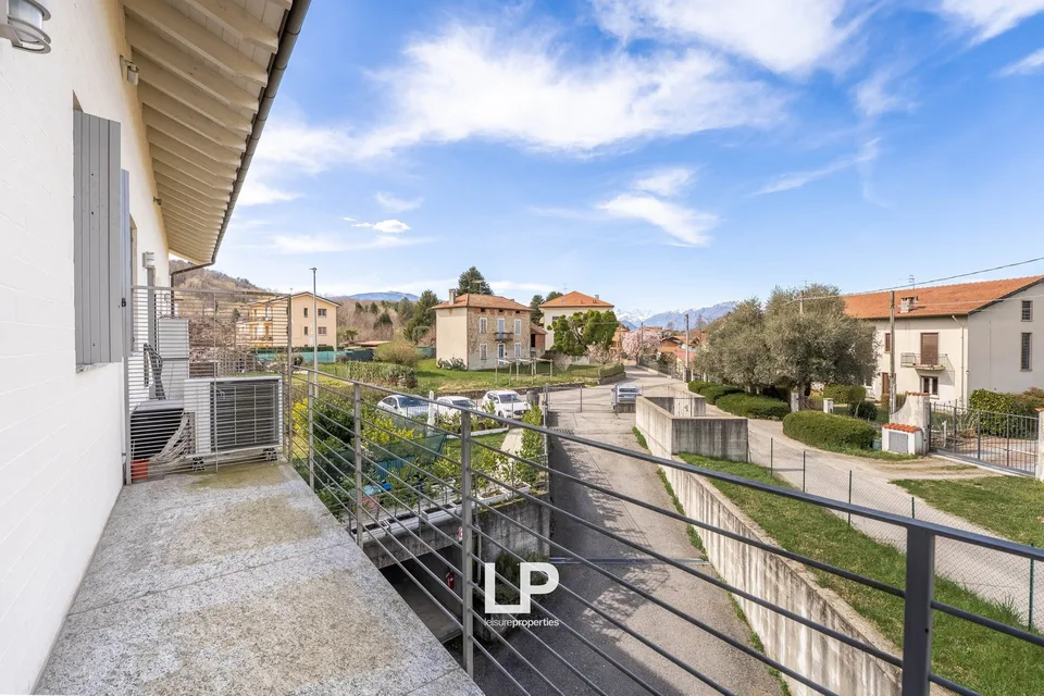 Appartamento Duplex Leggiuno – foto 27 di 28