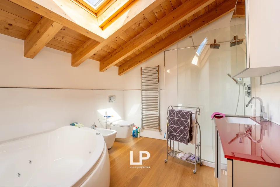 Appartamento Duplex Leggiuno – foto 25 di 28