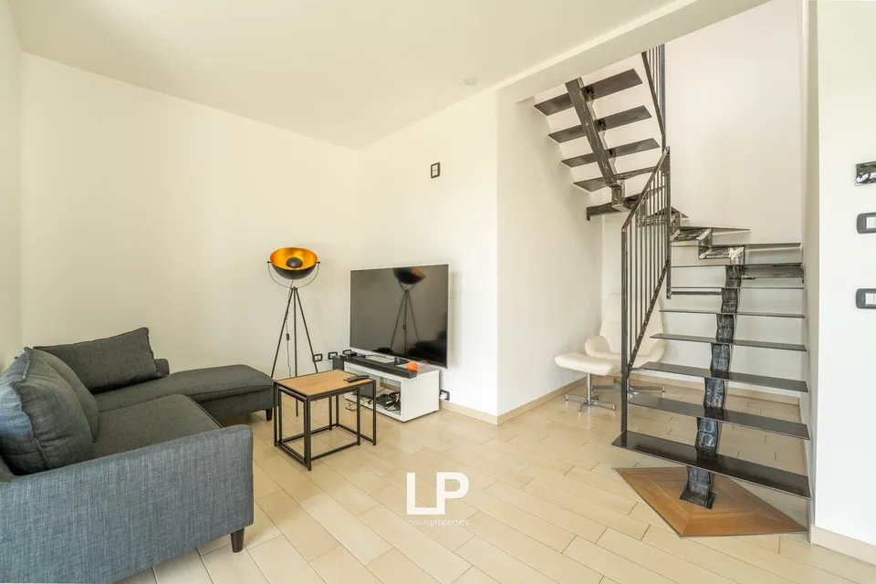 Appartamento Duplex Leggiuno – foto 17 di 28