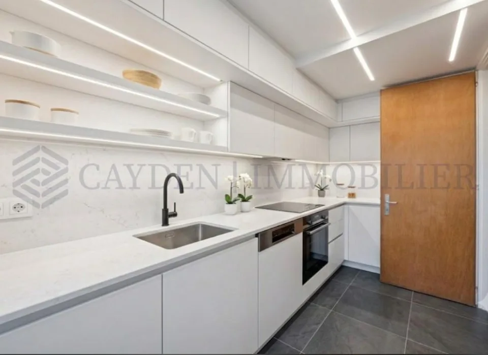 Exklusivität! Großes 7-Zimmer-Duplex-Penthouse - Vorteil Casatax
