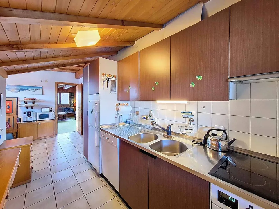 Außergewöhnliche Lage - 4.5 Zimmer mit atemberaubendem Blick auf den Golf und unabhängigem Studio