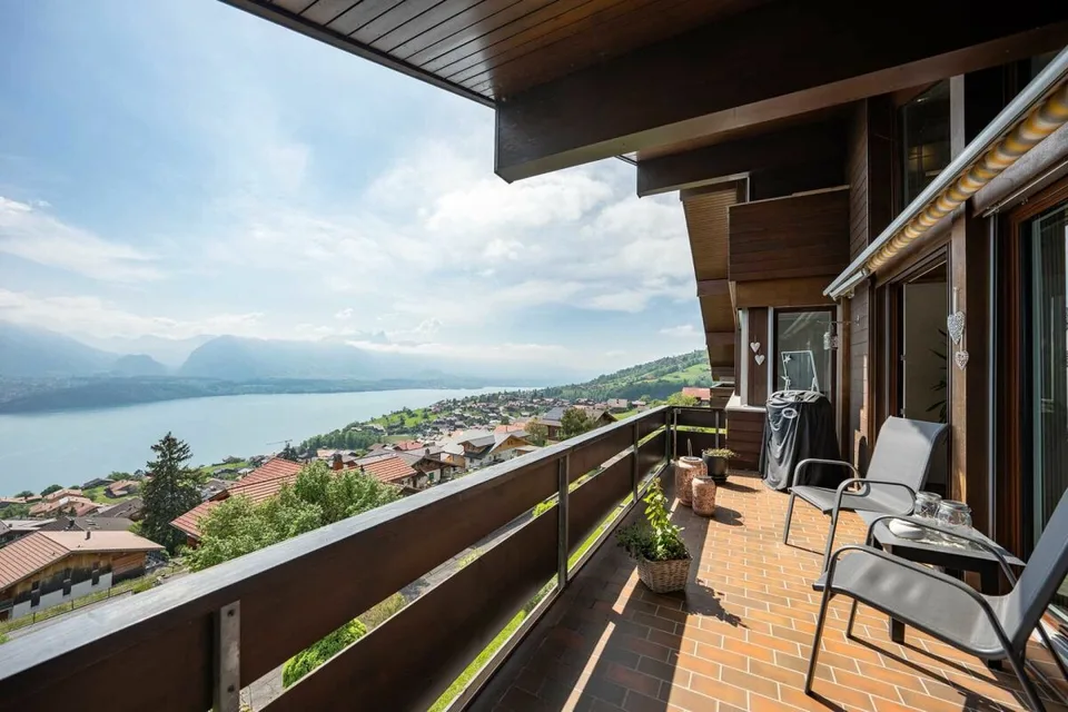 5.5-room apartment with fantastic views as a primary or secondary residence