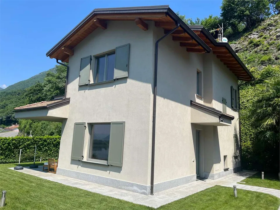 VILLA ASTRA - Élégance contemporaine avec vue sur le lac de Lugano