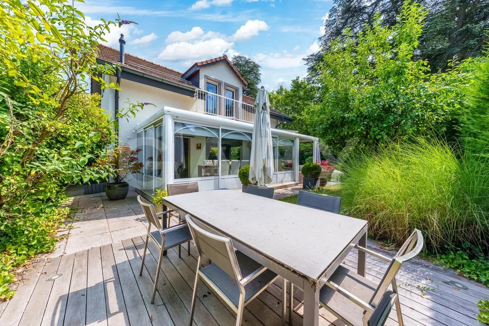 Charmante villa individuelle au coeur de Vésenaz