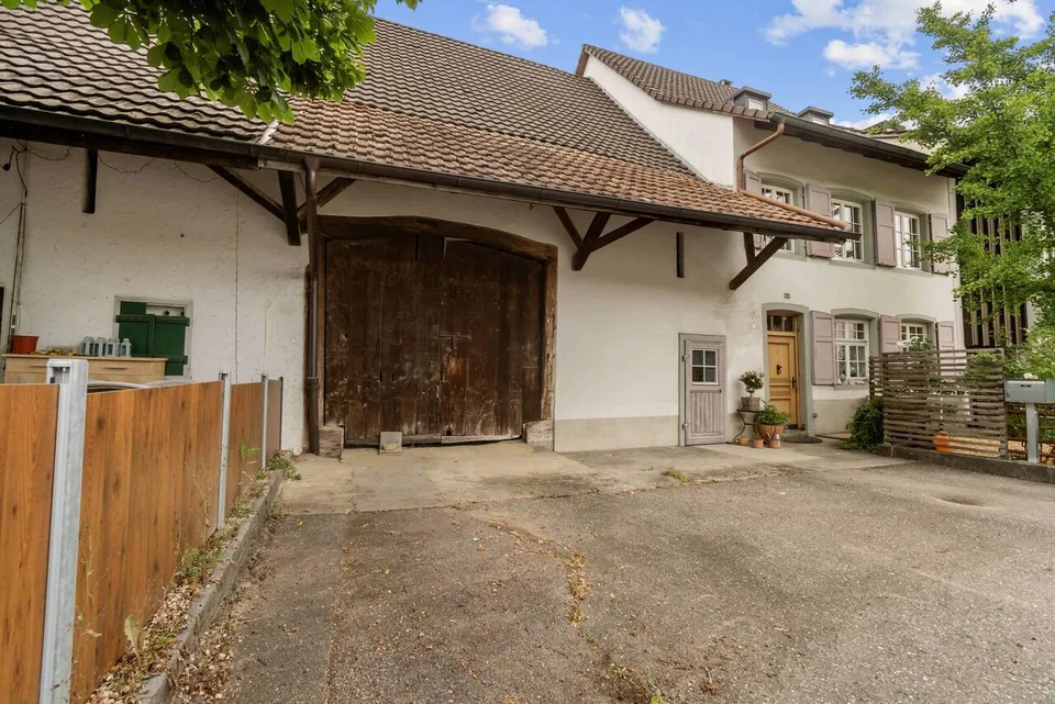 Charmantes Baselbieter Bauernhaus mit modernem Wohnkomfort!