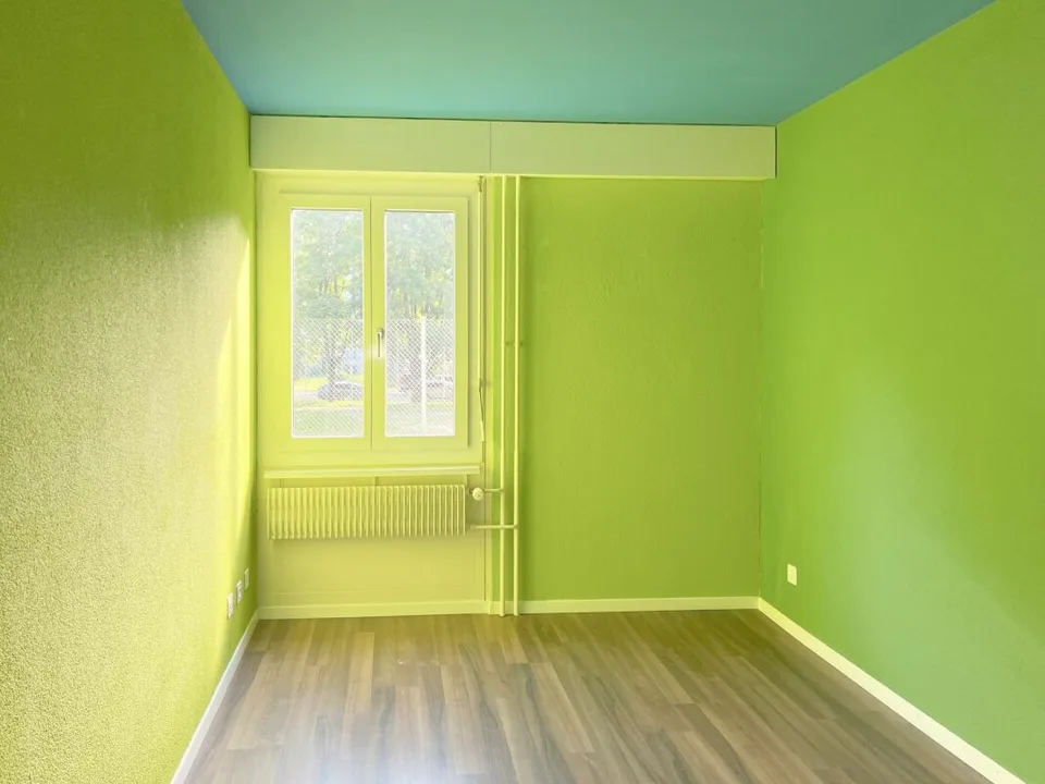 Sonnige 3.5-Zimmer-Eigentumswohnung mit Balkon, Keller und Einstellhallenplatz – Foto 13 von 24