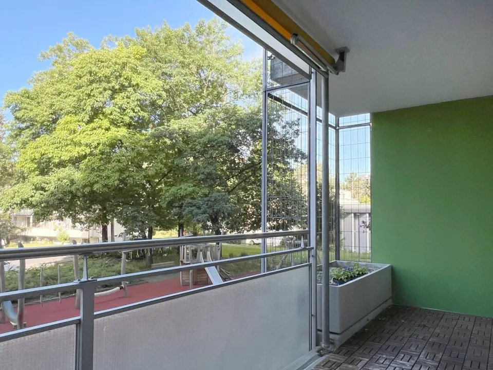 Sonnige 3.5-Zimmer-Eigentumswohnung mit Balkon, Keller und Einstellhallenplatz – Foto 14 von 24