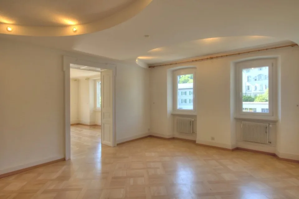 Splendido appartamento di 6,5 locali sul bordo della Vièze con studio in coproprietà