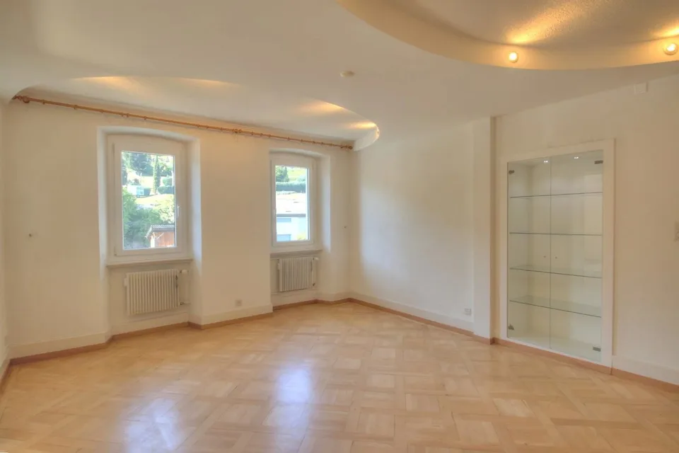 Splendido appartamento di 6,5 locali sul bordo della Vièze con studio in coproprietà