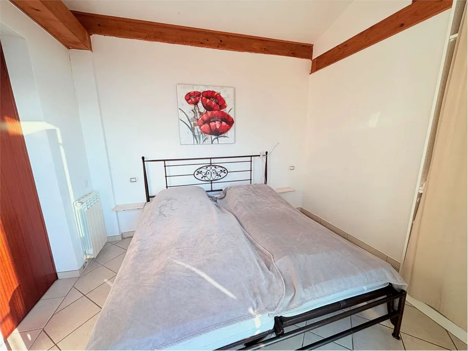 Bellissima casa bifamiliare in una posizione tranquilla e soleggiata c – foto 8 di 13