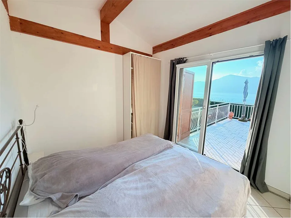 Bellissima casa bifamiliare in una posizione tranquilla e soleggiata c – foto 9 di 13