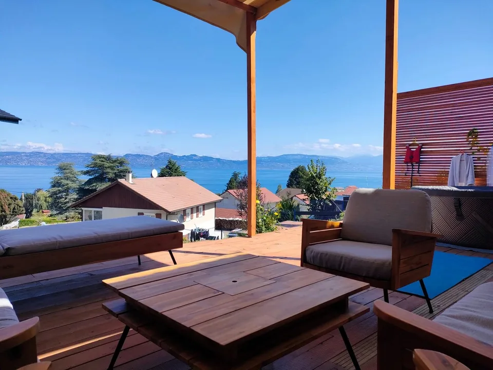 VILLAS D'EXCEPTION ? VUE PANORAMIQUE SUR LE LAC LEMAN? TERRAIN CONSTRUCTIBLE