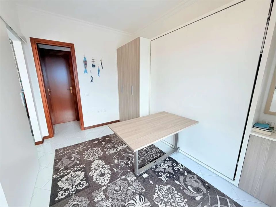 Bellissimo appartamento con piscina e stupenda vista lago – foto 12 di 13