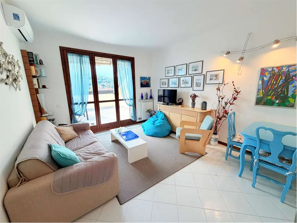 Schönes Apartment mit Pool und wunderschöner Seeblick