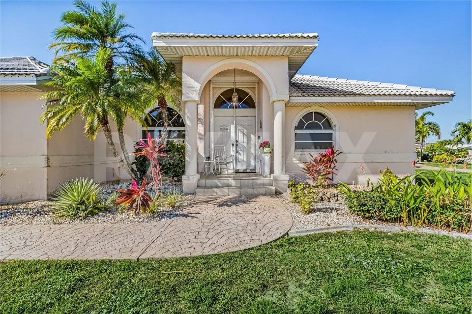 Florida-Traumhaus mit Meerzugang Schweizer Chancen direkt am Wasser! – Foto 9 von 13